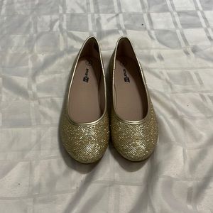 Gold dress shoes size 3 kids
